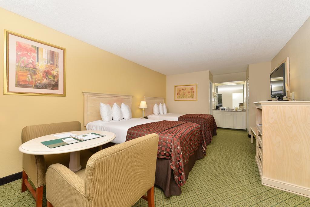 Quality Inn At The Mall - Valdosta Exterior foto