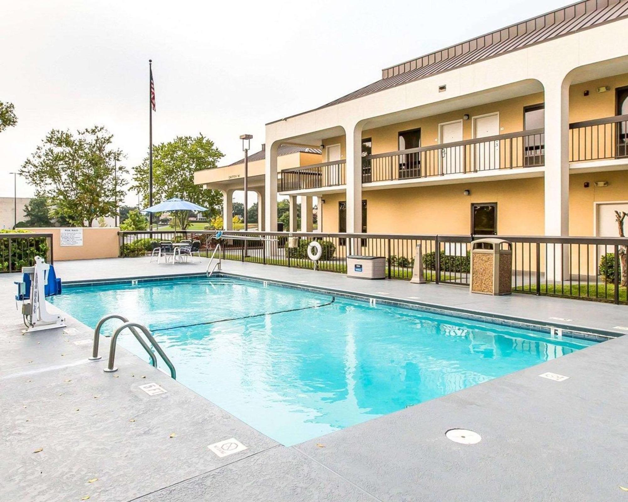 Quality Inn At The Mall - Valdosta Exterior foto